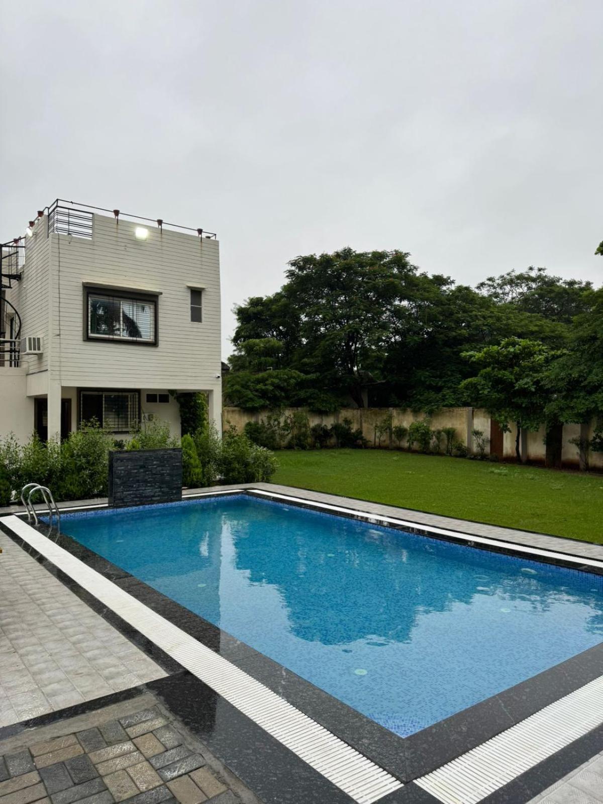 Siya Villa Ujjain Bagian luar foto